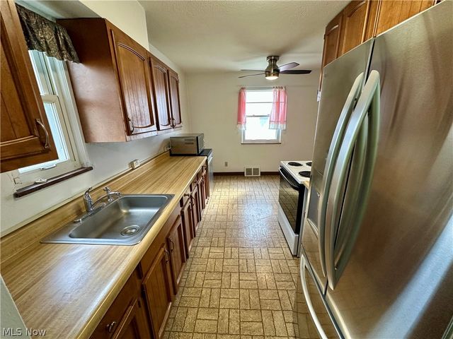 24251 Puritan Road, Euclid, OH 44123