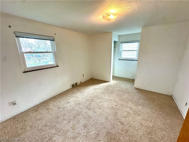 24251 Puritan Road, Euclid, OH 44123