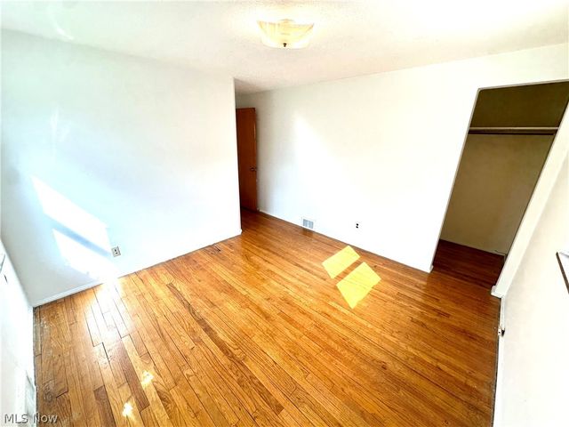 24251 Puritan Road, Euclid, OH 44123