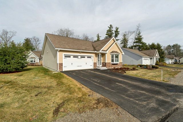11 Castle Court, Kingston, NH 03848