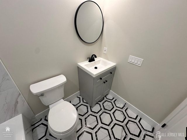 888 State Route 35 Highway, Old Bridge, NJ 08879