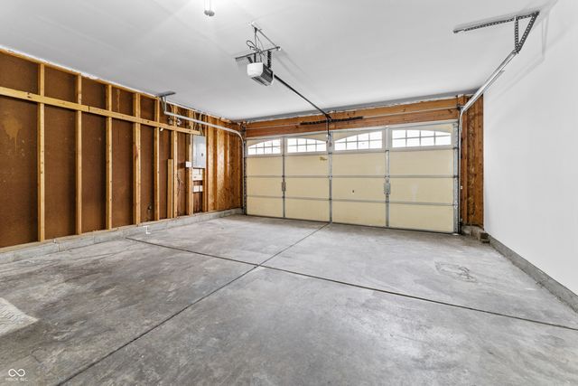 15187 Redcliff Drive, Noblesville, IN 46062