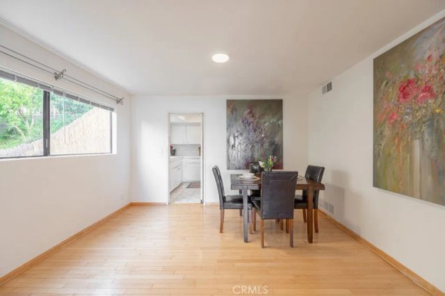 1350 E Tujunga, Burbank, CA 91501