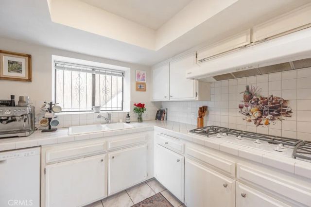 1350 E Tujunga, Burbank, CA 91501