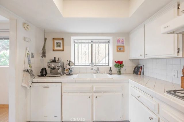 1350 E Tujunga, Burbank, CA 91501