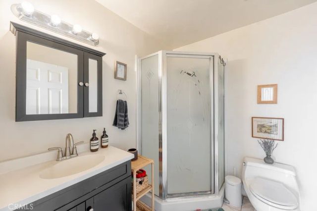 1350 E Tujunga, Burbank, CA 91501