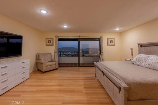 1350 E Tujunga, Burbank, CA 91501
