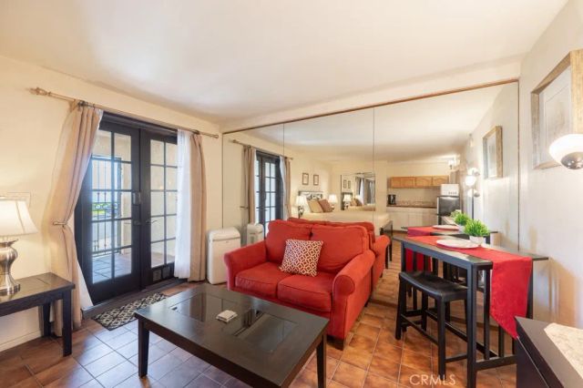 1350 E Tujunga, Burbank, CA 91501