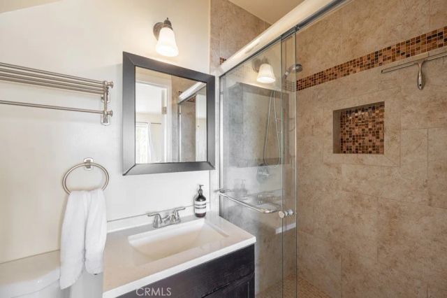 1350 E Tujunga, Burbank, CA 91501