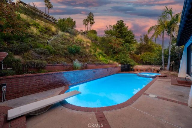 1350 E Tujunga, Burbank, CA 91501