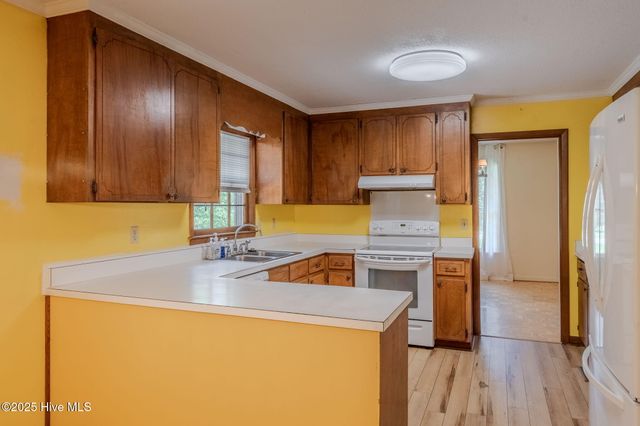 406 Lansdowne Road, Wilmington, NC 28409