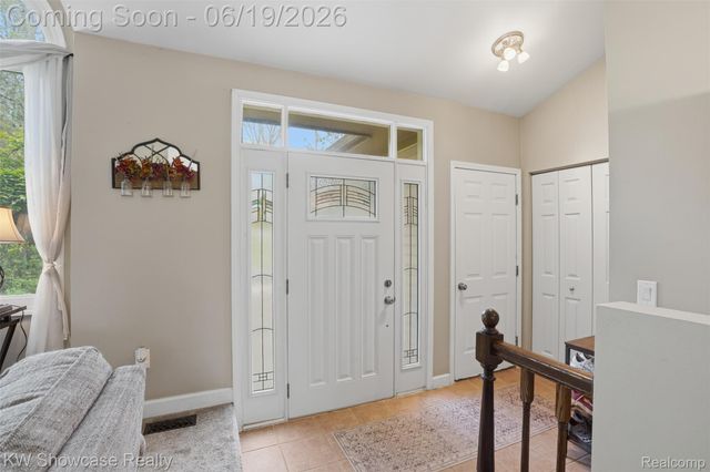 6053 N Bay, Springfield Charter Township, MI 48346