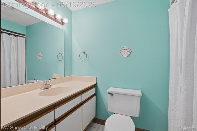 6053 N Bay, Springfield Charter Township, MI 48346
