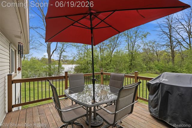 6053 N Bay, Springfield Charter Township, MI 48346