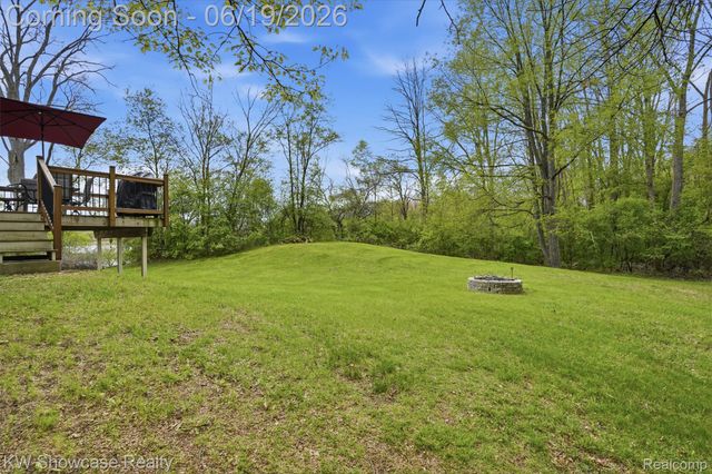 6053 N Bay, Springfield Charter Township, MI 48346