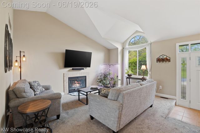 6053 N Bay, Springfield Charter Township, MI 48346