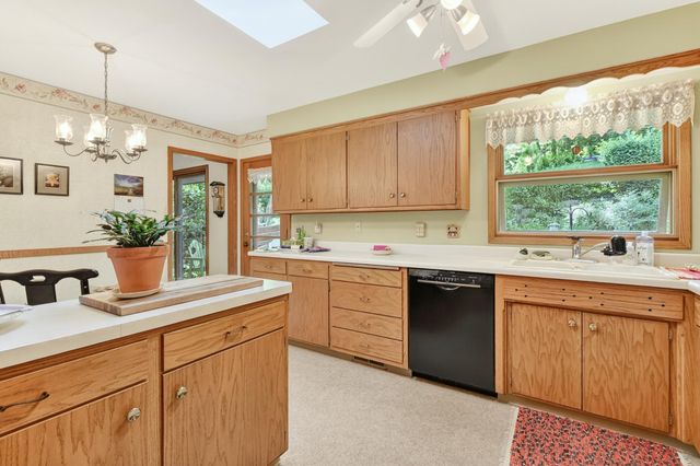 2204 11th Avenue NW, Rochester, MN 55901