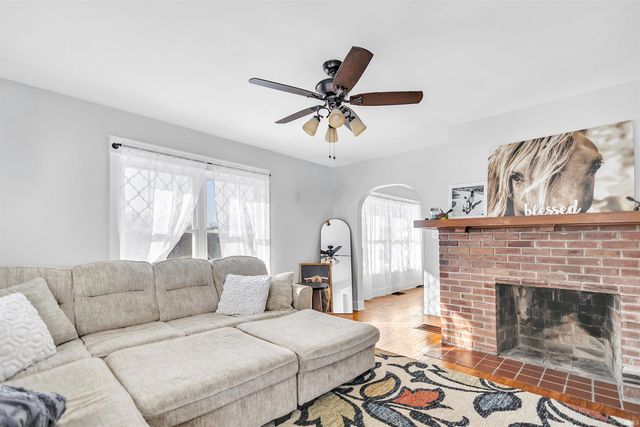 4698 S Leonard Springs Road, Bloomington, IN 47403