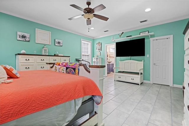 2705 Charlestowne Drive, Mobile, AL 36693