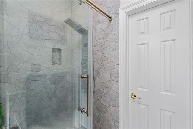 2705 Charlestowne Drive, Mobile, AL 36693