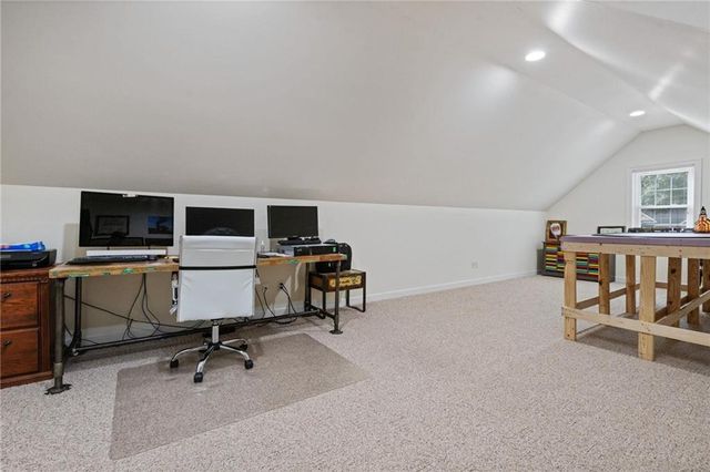 2705 Charlestowne Drive, Mobile, AL 36693