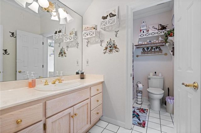 2705 Charlestowne Drive, Mobile, AL 36693