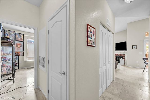 3360 Cactus Shadow Street 201, Las Vegas, NV 89129