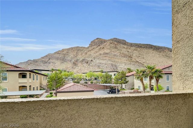 3360 Cactus Shadow Street 201, Las Vegas, NV 89129