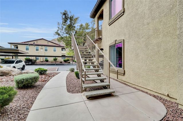 3360 Cactus Shadow Street 201, Las Vegas, NV 89129