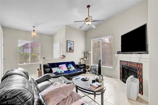 3360 Cactus Shadow Street 201, Las Vegas, NV 89129