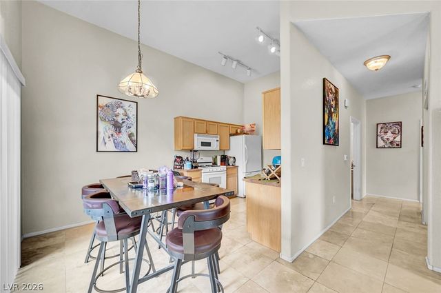 3360 Cactus Shadow Street 201, Las Vegas, NV 89129