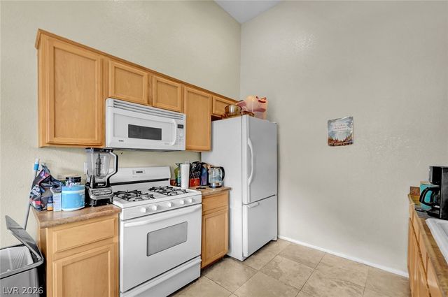 3360 Cactus Shadow Street 201, Las Vegas, NV 89129