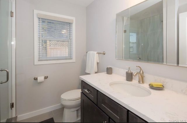 15A Oakhurst Road, Hampton Bays, NY 11946