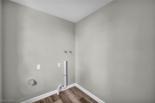 6900 Lawn Avenue, Cleveland, OH 44102