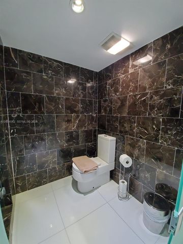 1717 N Bayshore Drive A3646, Miami, FL 33132