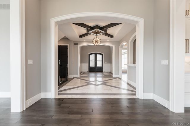 2717 Turtle Shores FRENCH Drive, Bloomfield Charter Township, MI 48302