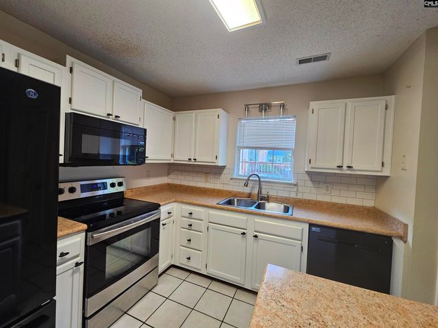 400 Sweet Thorne Road, Irmo, SC 29063
