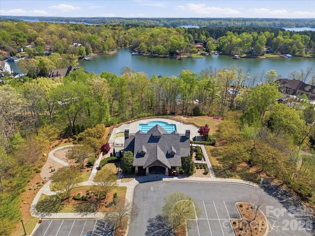 7004 Treetop Court, York, SC 29745