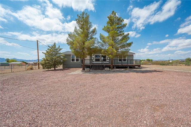 3583 N Avra Road, Golden Valley, AZ 86413