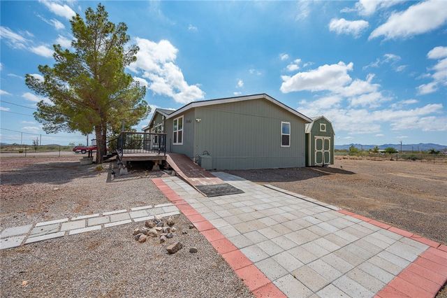 3583 N Avra Road, Golden Valley, AZ 86413