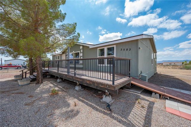 3583 N Avra Road, Golden Valley, AZ 86413