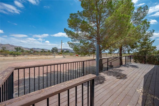 3583 N Avra Road, Golden Valley, AZ 86413
