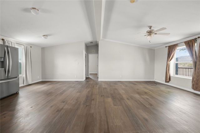 3583 N Avra Road, Golden Valley, AZ 86413