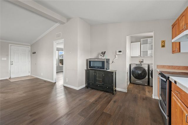 3583 N Avra Road, Golden Valley, AZ 86413