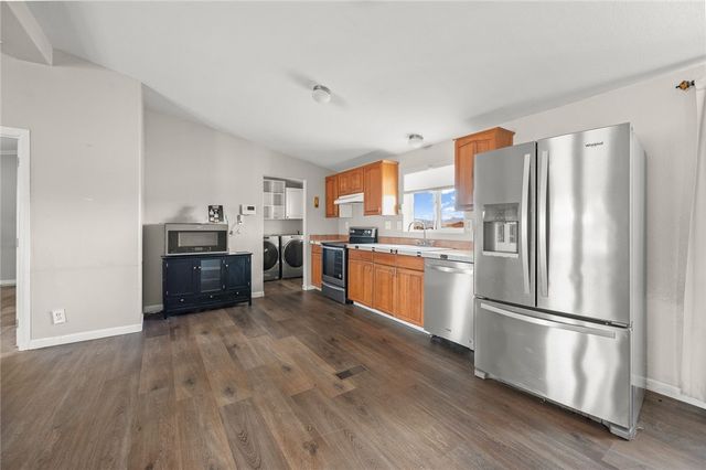 3583 N Avra Road, Golden Valley, AZ 86413