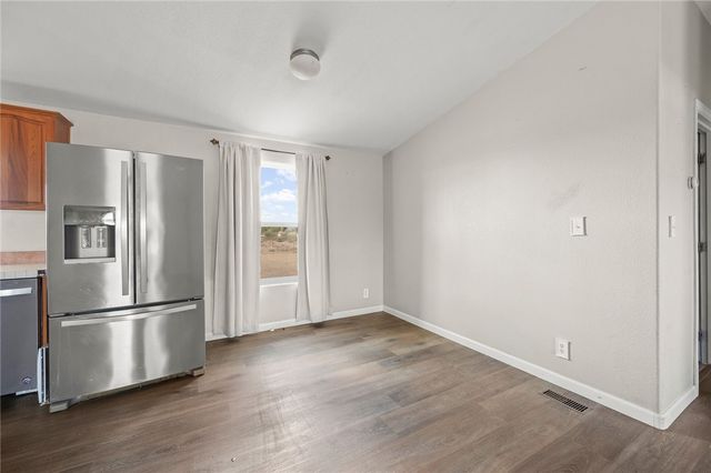 3583 N Avra Road, Golden Valley, AZ 86413