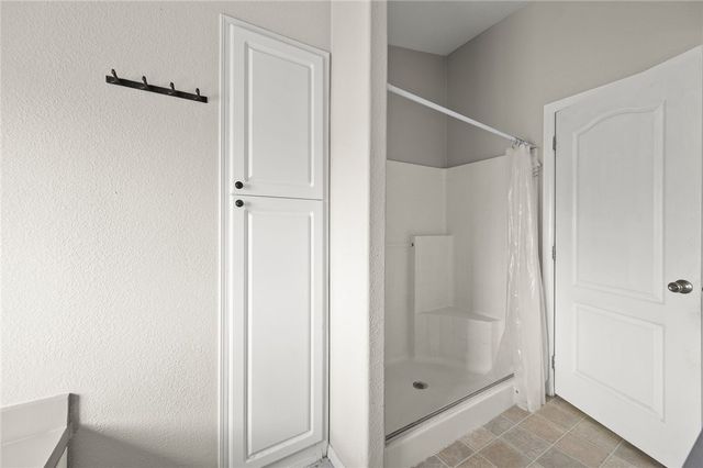 3583 N Avra Road, Golden Valley, AZ 86413