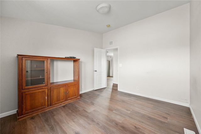 3583 N Avra Road, Golden Valley, AZ 86413