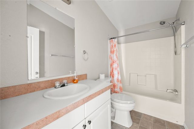 3583 N Avra Road, Golden Valley, AZ 86413