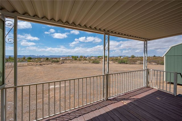 3583 N Avra Road, Golden Valley, AZ 86413